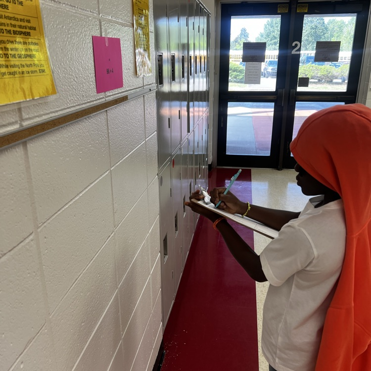 Exploring long division in 6th grade math 