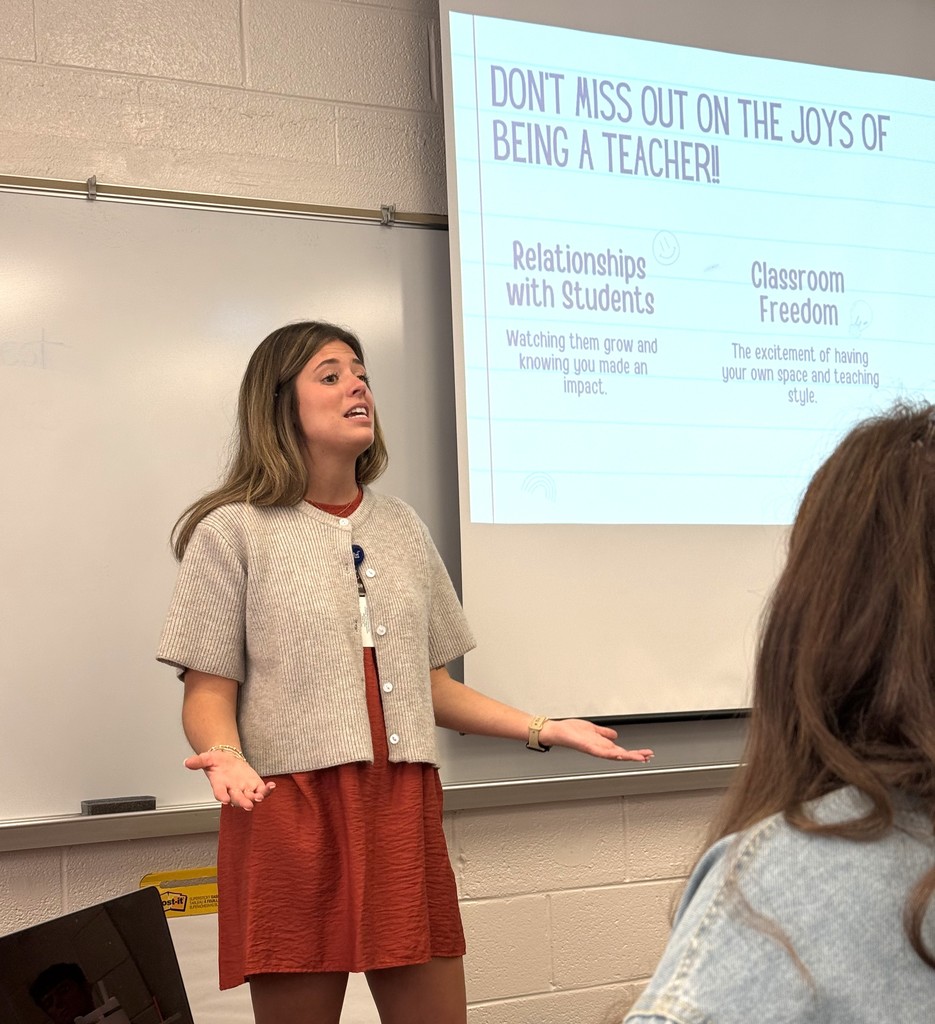Grace Riddle leading a session