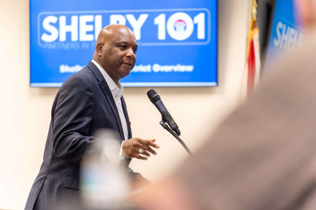 Dr. Brooks addresses Shelby 101 attendees.