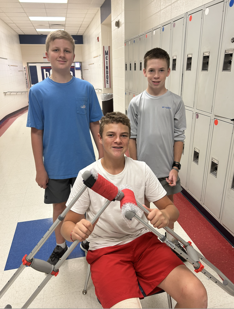✨ 8th Grade Engineering Class in Action! ✨  When one of Mrs. Burgess’ students said his crutches were uncomfortable, his classmates went straight to work. 💡 With two layers of foam, a layer of bubble wrap, and athletic wrap, they created a fix that scored a 10/10 for patient satisfaction! 👏👏  Way to go, 8th grade engineers! 🔧🛠️   #MiddleSchoolEngineers #STEMinAction #Teamwork