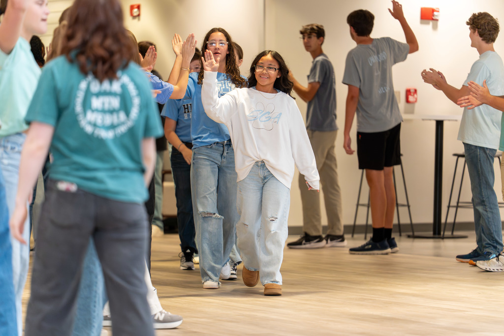Students arrive at the Leadership Conference.