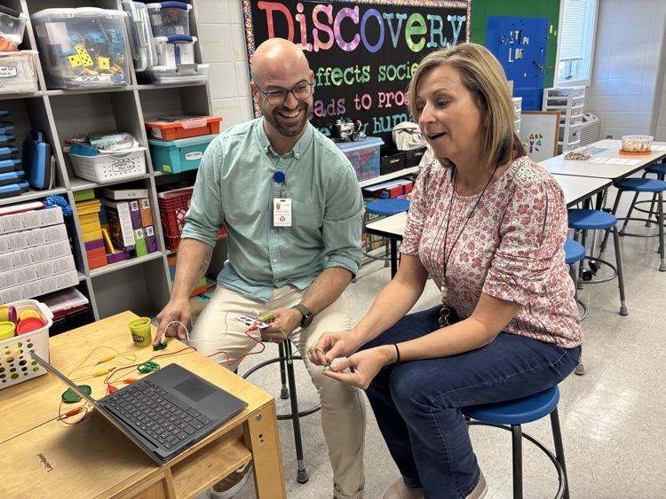 teachers training with technology