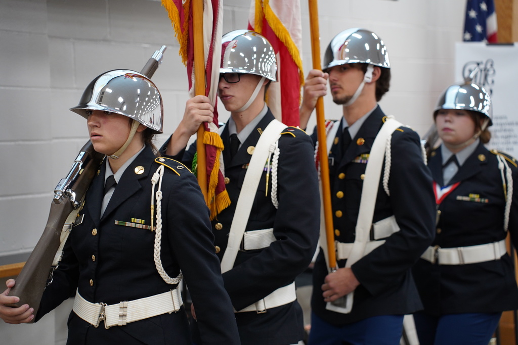 Vincent High School ROTC presents colors at Leadership Shelby 