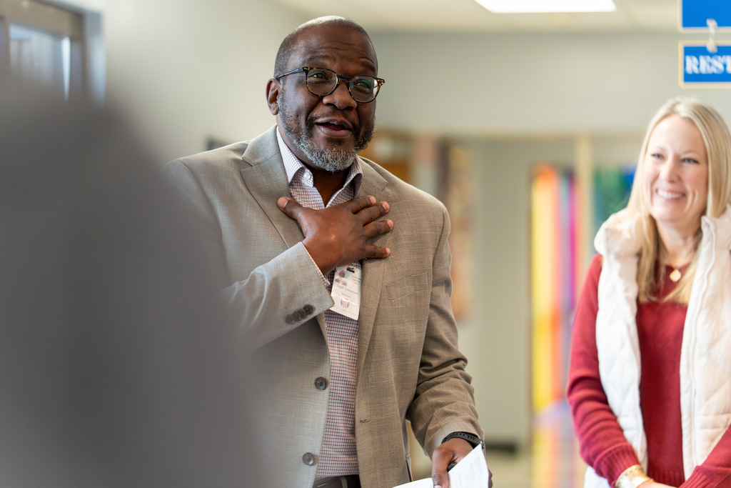 Mr. Crenshaw addresses Shelby 101 attendees.