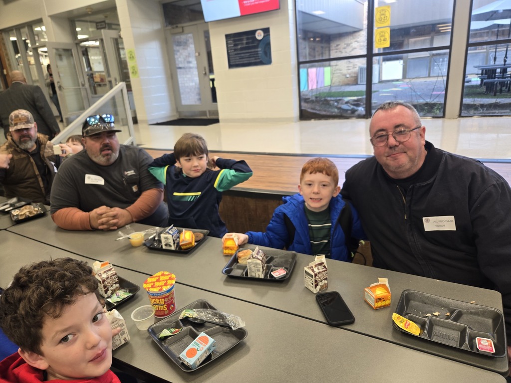 dad's and students at breakfast