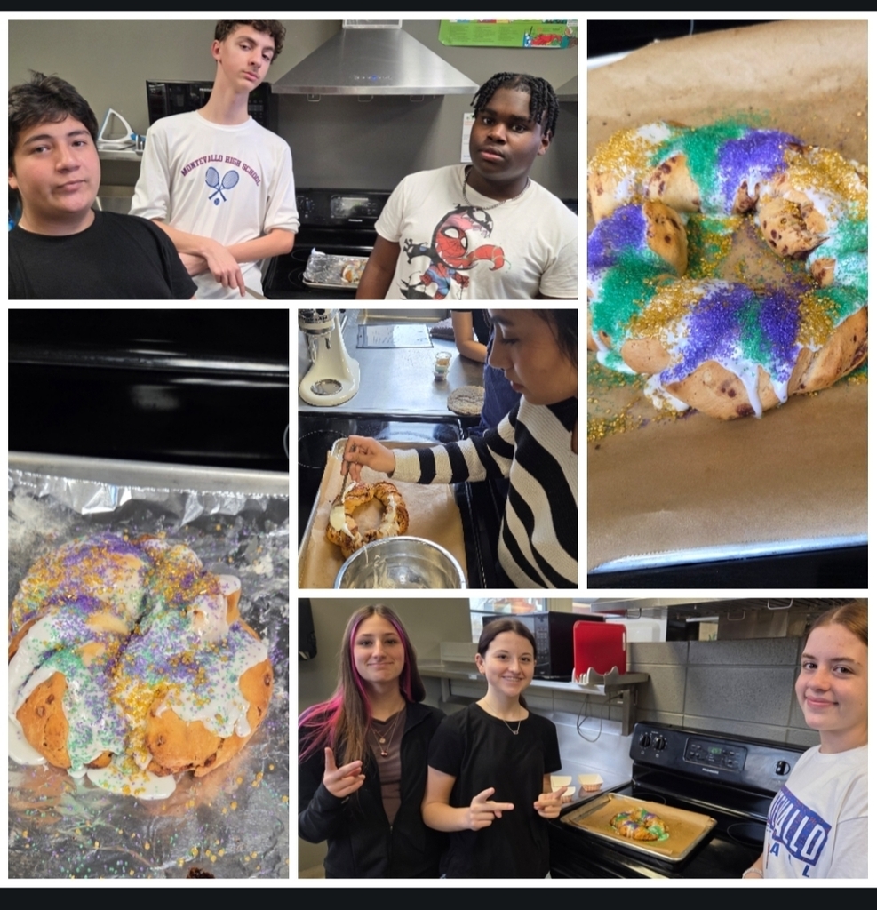 Students posing with their King Cakes
