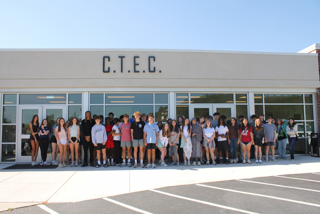 Group picture of students - Oak Mountain Middle