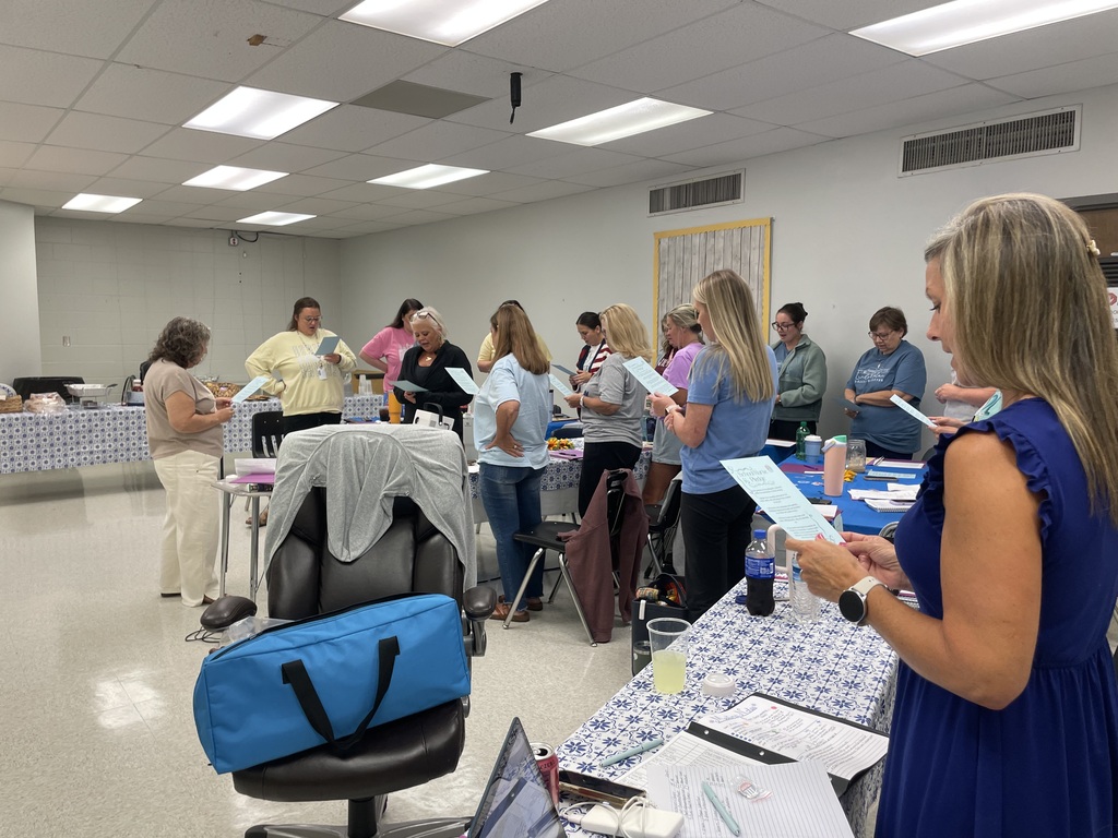 School nurses taking a nursing pledge