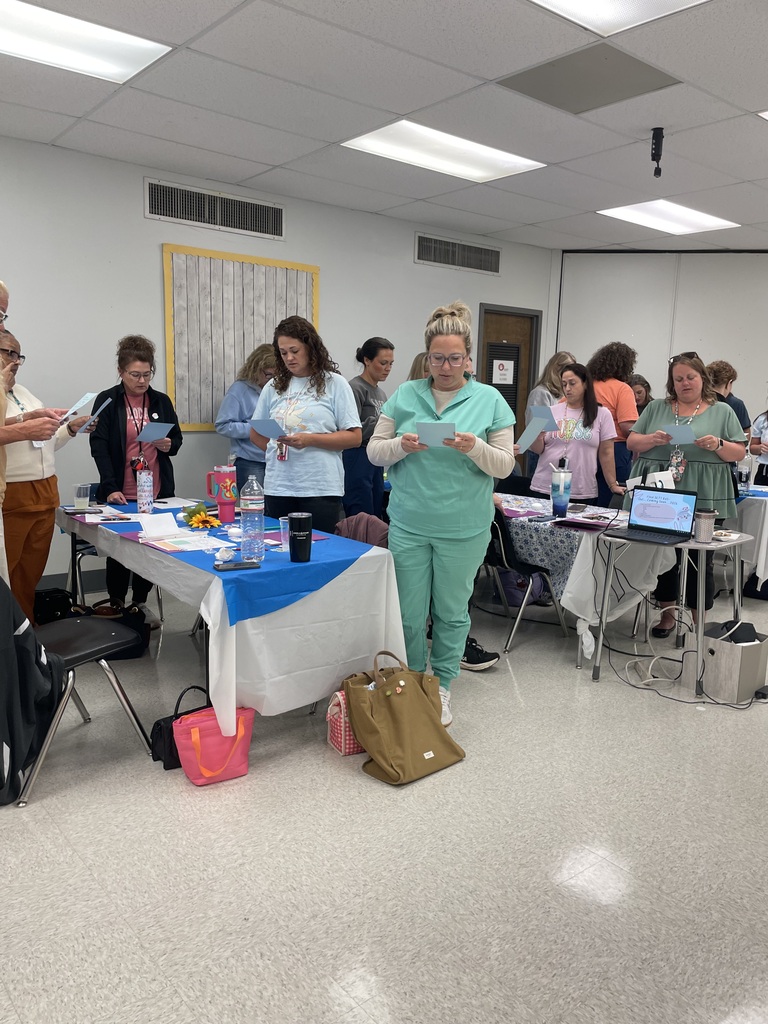 School nurses taking a nursing pledge