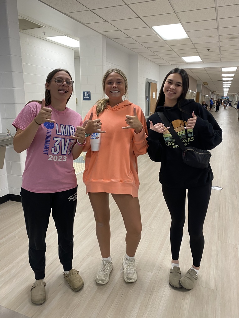 students in the hallway