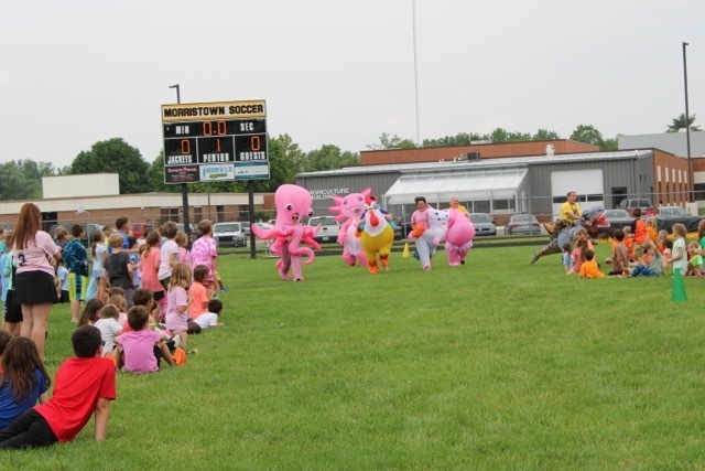 inflatables sprinting to the finish line
