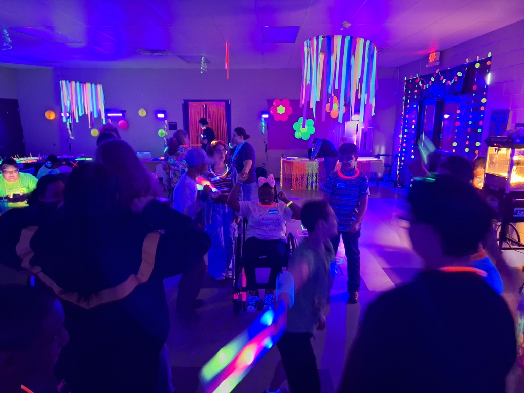 glow party