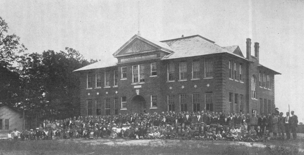 1913 Building