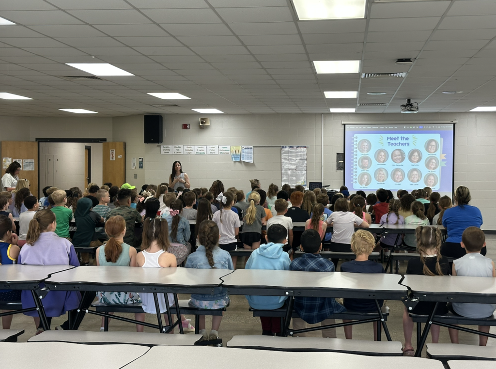 2nd grade Tours of EEI