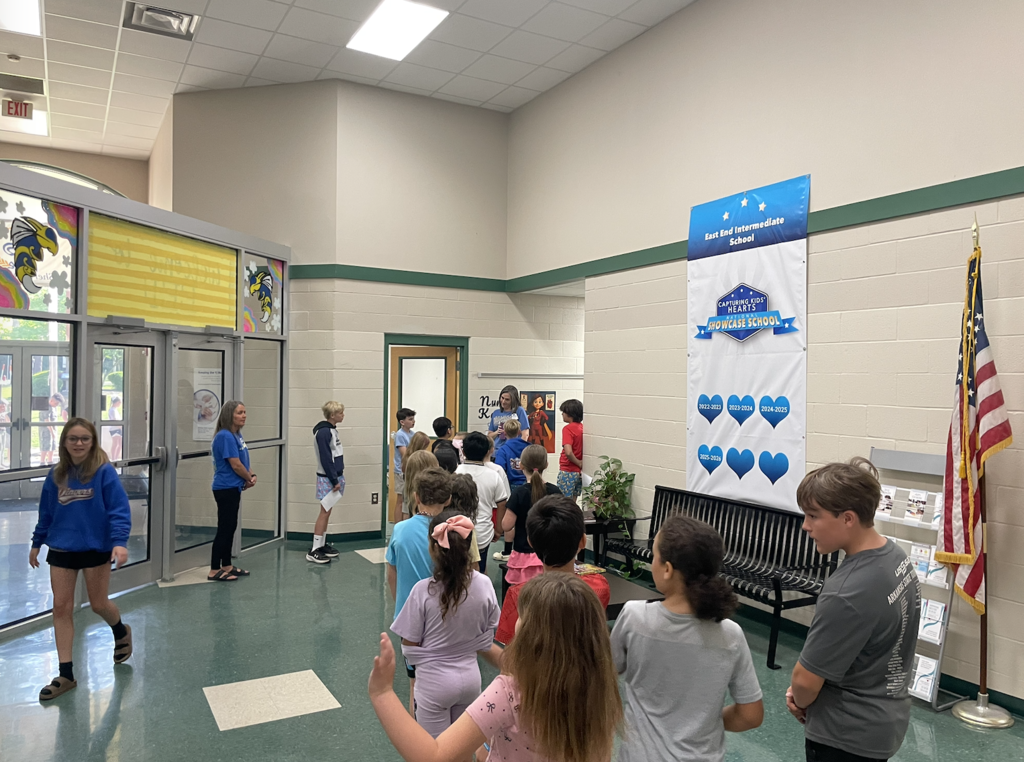 2nd grade Tours of EEI