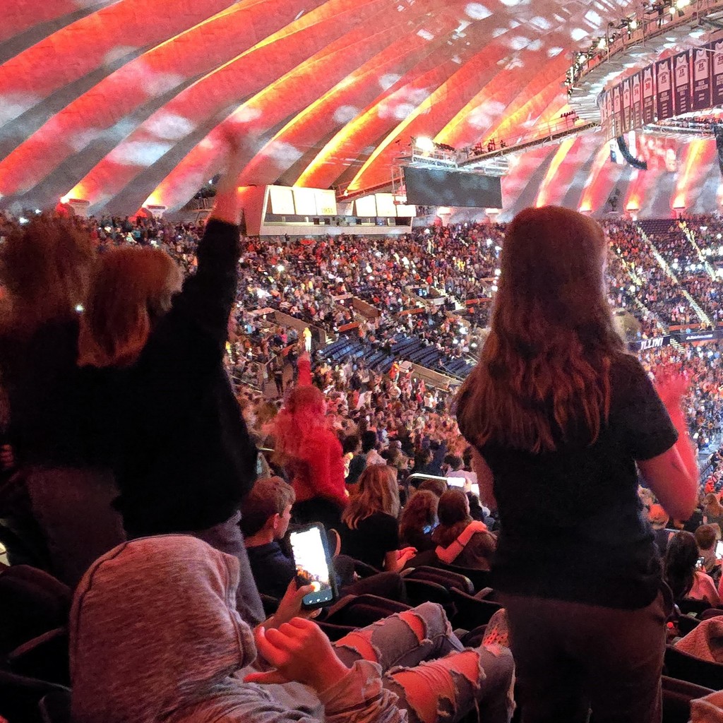 Shiloh junior high students at 2025 field trip day watching Fighting Illini Women's Basketball