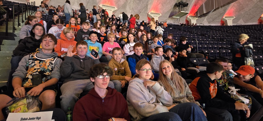 Shiloh junior high students at 2025 field trip day watching Fighting Illini Women's Basketball