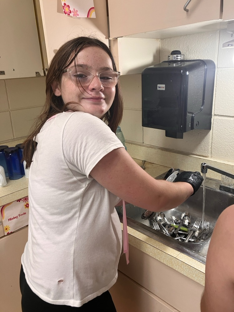 Gotta have clean utensils !
