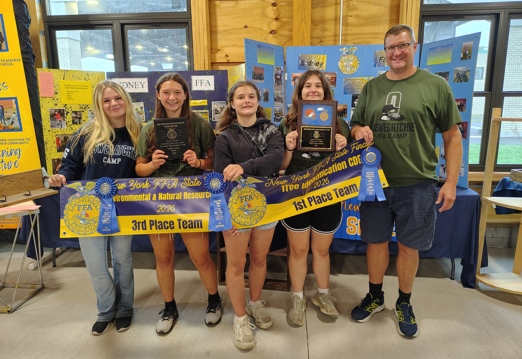 Students who earned awards at the State Fair's FFA competition