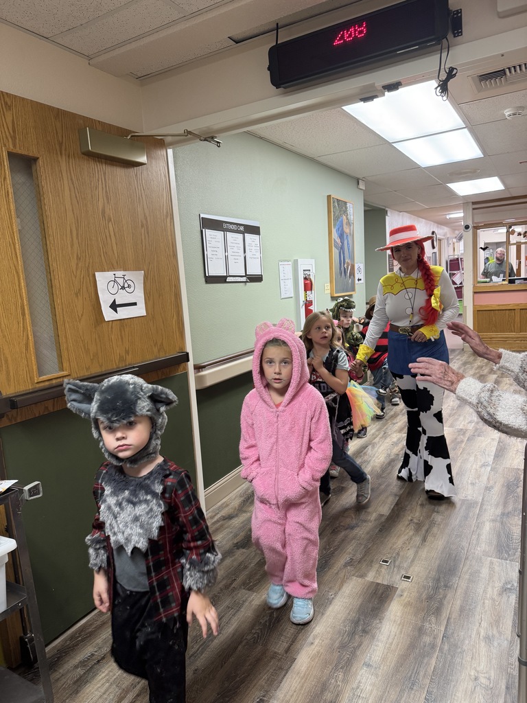 WS Costume Parade @ Extended Care