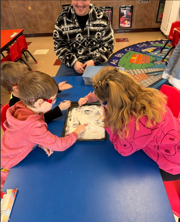 Richland County Library reading to the Busy Beavers