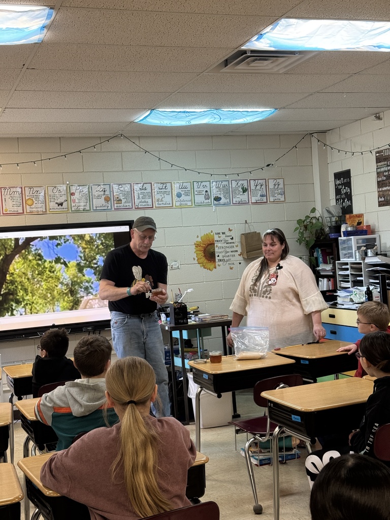 Dave Moore shared all about bees with 5th graders