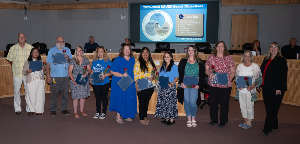 All Rose award recipients with President Campbell and Superintendent Moore
