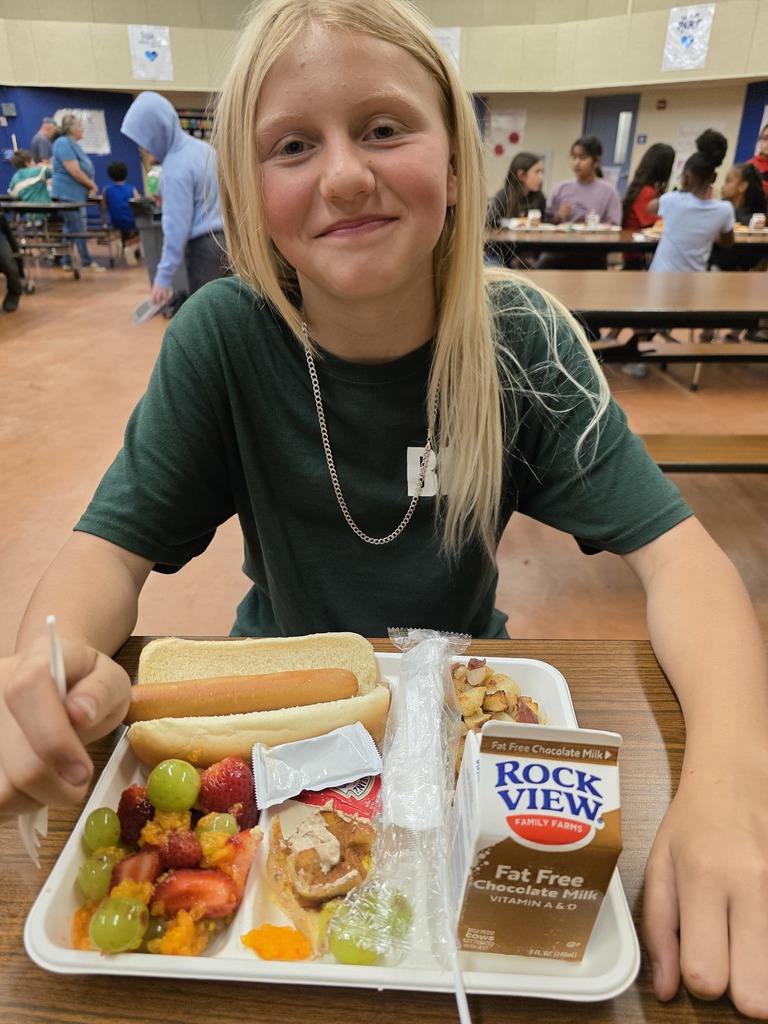 Student with tray