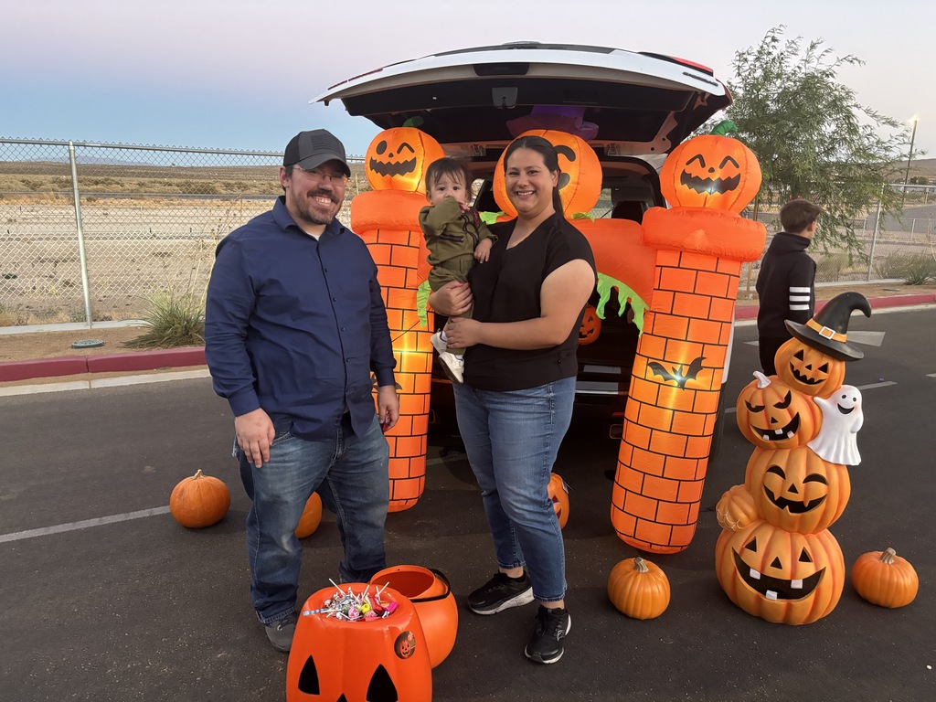 Trunk or TreatPumpkin Car