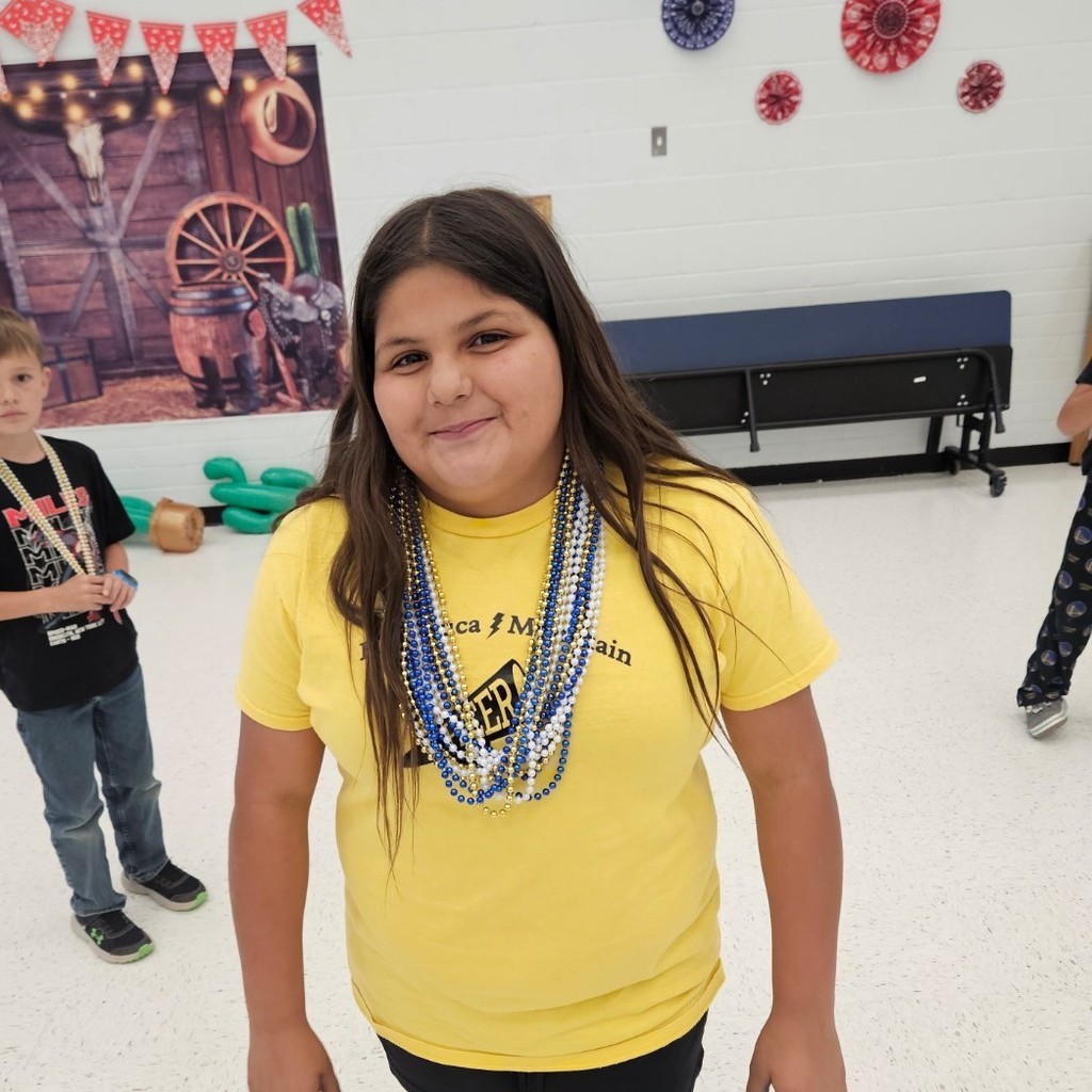 Students and staff had the ultimate rock paper scissors challenge last week! As part of our 2nd quarter PBIS kickoff, 3rd to 6th grade students each got a bead necklace. They had the chance to play other students and teachers to earn more beads! The finalists had a showdown at the end of the day, and the winner was 6th grader, Airany Lopez! 