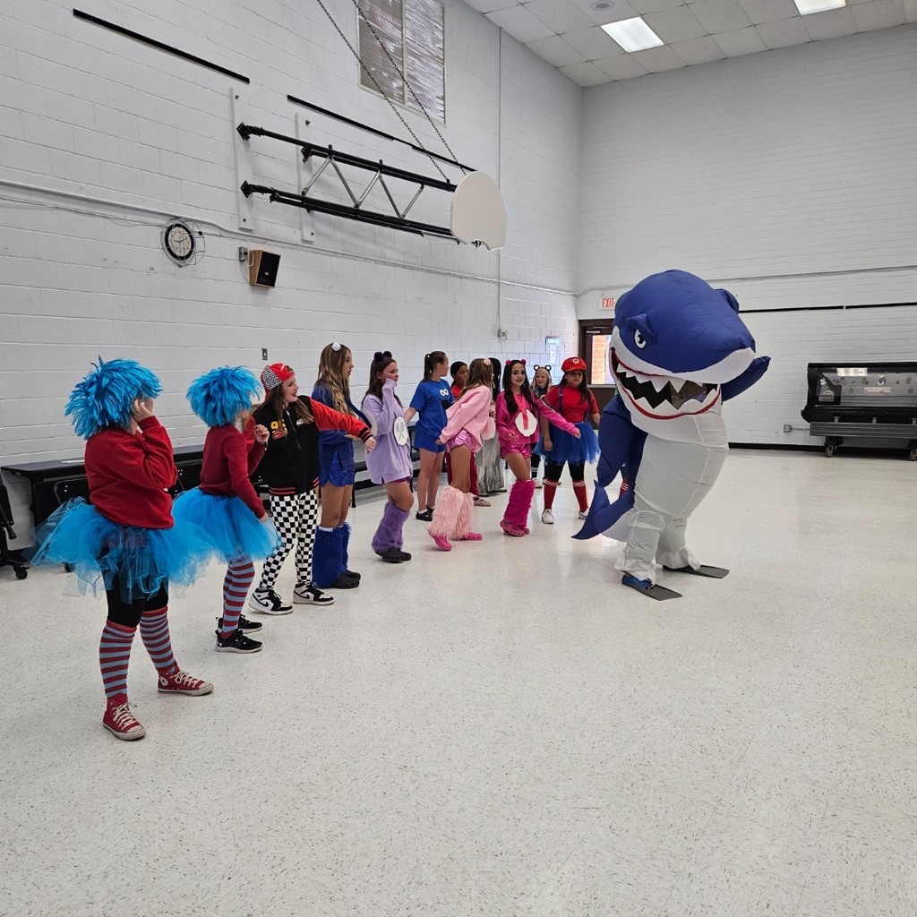 Masked Dancer at Huachuca Mountain! 

Teachers and staff put on a show for the students after our annual character parade! Ms. Stewart hosted the event while students got to guess which teacher was behind the costume - it was hilarious and so amazing to listen to the kids sing all the songs! Our 6th grade cheer team danced in the background as well to hype everyone up!

Go Bolts!