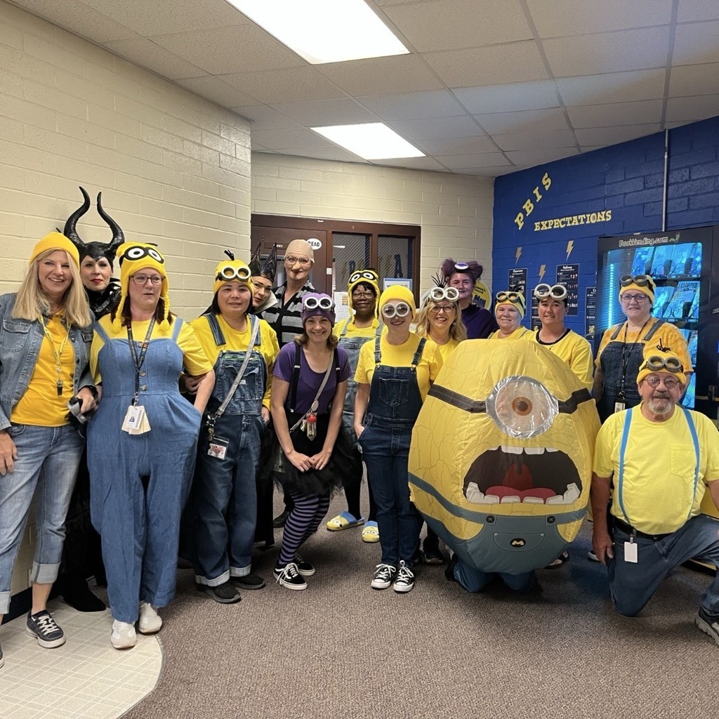 HM always ends October with a character parade! The students got to decide what the teachers were this year - for every book they read, they put in a vote between Minions, Wizard of Oz, Pumpkins or  Disney! Minions won and the teachers delivered! Here are some highlights of the day!

Go Bolts!