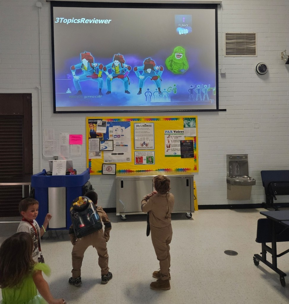 HM always ends October with a character parade! The students got to decide what the teachers were this year - for every book they read, they put in a vote between Minions, Wizard of Oz, Pumpkins or  Disney! Minions won and the teachers delivered! Here are some highlights of the day!

Go Bolts!