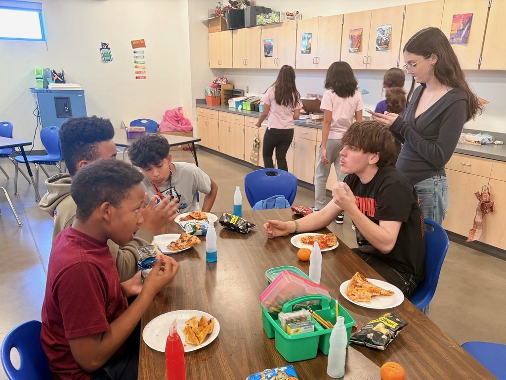 Sierra Vista City Councilman Mr. Mark Rodriguez brought energy and inspiration to Pueblo Del Sol Elementary School during his recent visit. Accompanied by members of his City Youth Council, he met with Pueblo Del Sol’s Student Council to talk about leadership and what it truly means to make a positive impact in our community. The Youth Council members shared exciting stories about their roles, the opportunities they’ve had while serving on the council, and how growing up in Sierra Vista has shaped their passion for giving back. It was an empowering and motivating experience for all the students involved