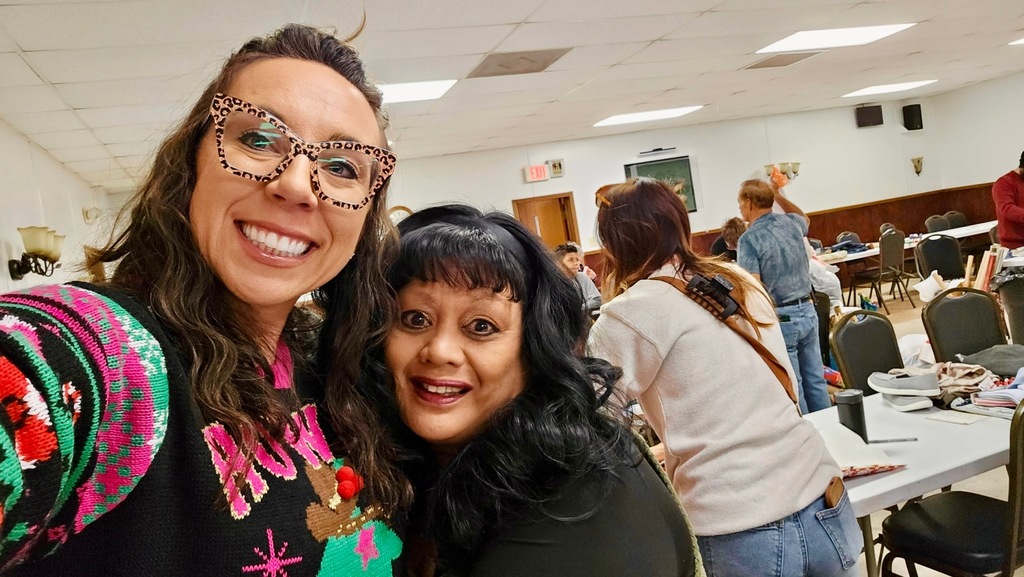 Coach Mac of Huachuca Mountain and Ms. Teri of Pueblo Del Sol teamed up with their StuCo groups for two community events this weekend. First, they volunteered with the Kiwanis Stocking Stuffer program, helping wrap gifts for local families. Then they headed to Santa on the West End, where they decorated cookies, handed out gifts, and supported games with Santa. A wonderful day of service, collaboration, and holiday spirit!