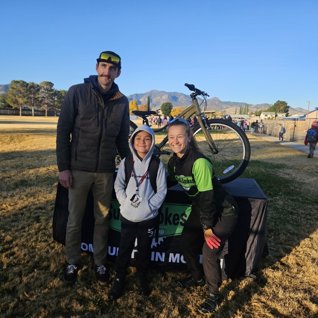 Huachuca Mountain invited all students and families to ride their bikes to school in honor of Mark LaPaglia and his family. Meghan and Cody, owners of Sun and Spokes, donated a bike to raffle off and Angel Herrera was the winner! We are so grateful to our community! 

Go Bolts!
