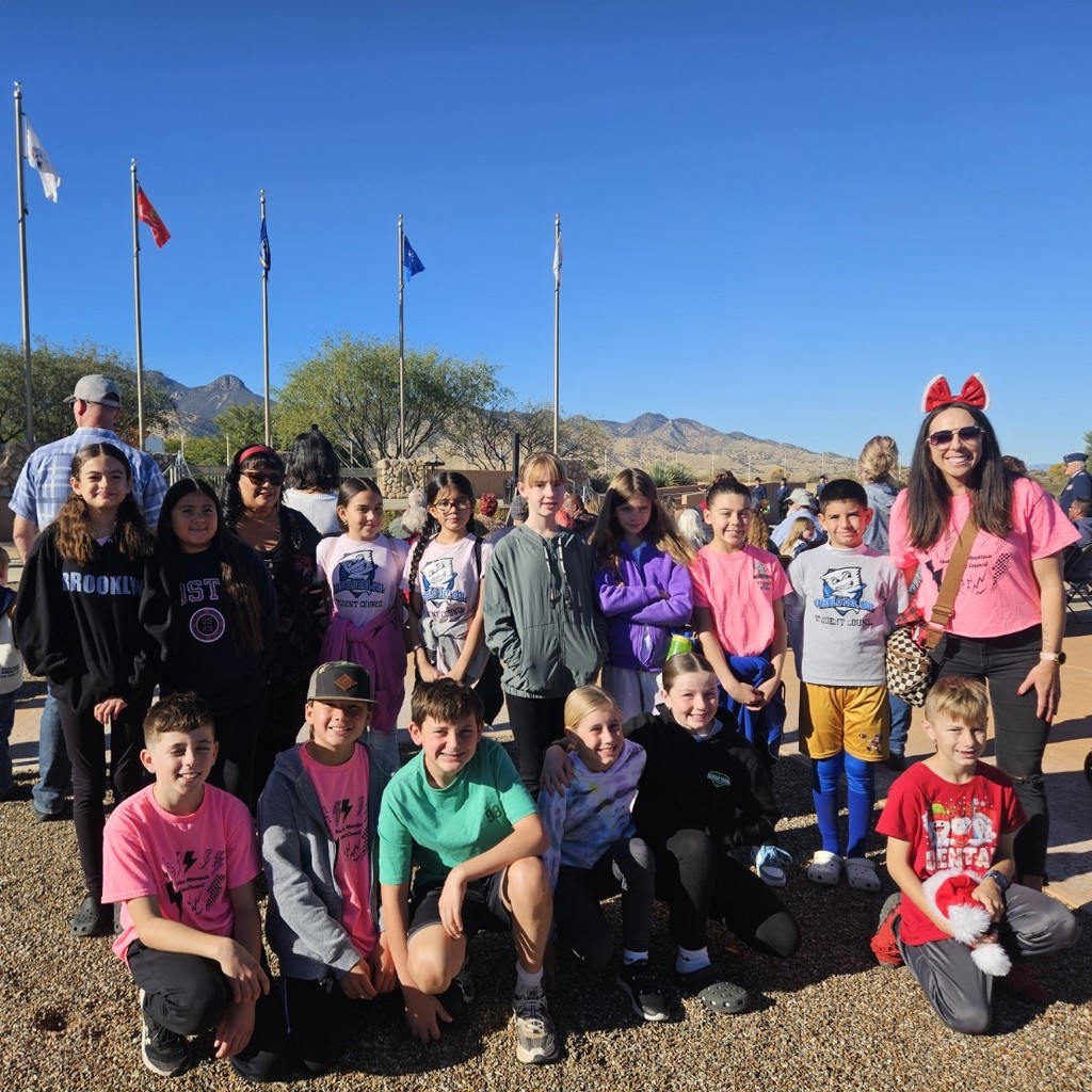 Student Council celebrated the lives of veterans by laying wreaths this past weekend. Thank you for all those who have served and continue to serve our great country! 

Go Bolts!