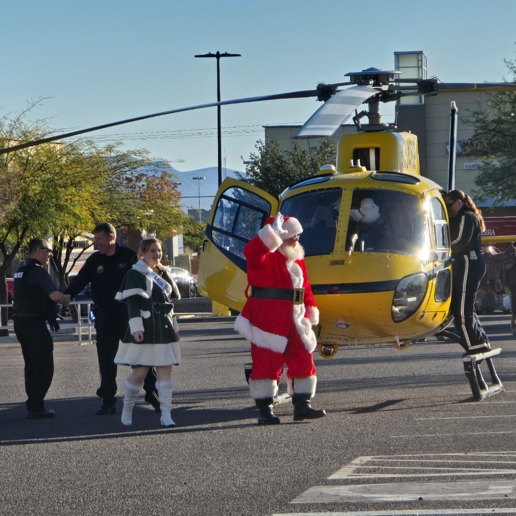 Student Council has been busy this month! More than 160 families recieved Christmas gifts this year thanks to Shop with a Cop! PDS and HM Student Councils had the opportunity to help spread Christmas cheer by playing games and shopping with law enforcement and community members!

Go Bolts!