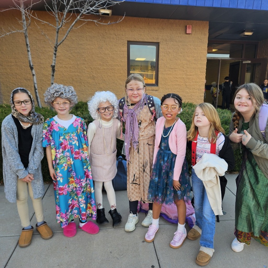 Happy 100th day from HM! 