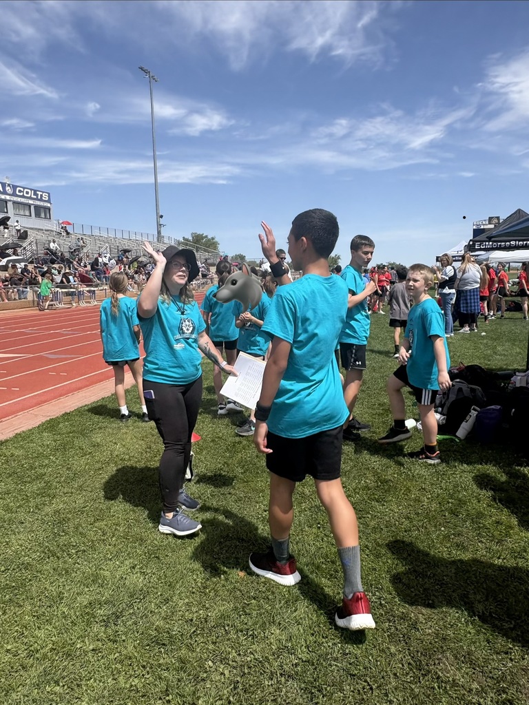 VM 4th-6th graders represented their school at the district Track and Field Meet.