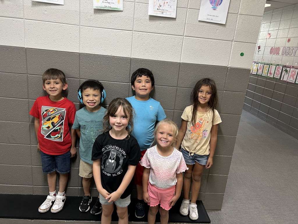 students in the hall