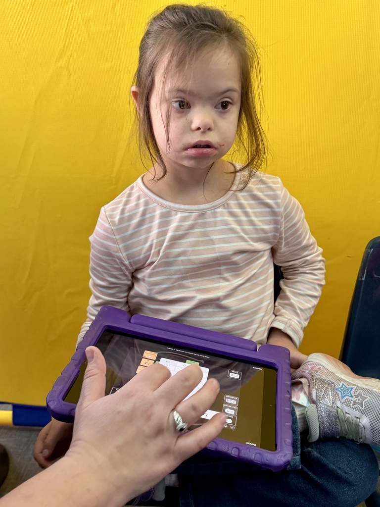 students learning on ipads