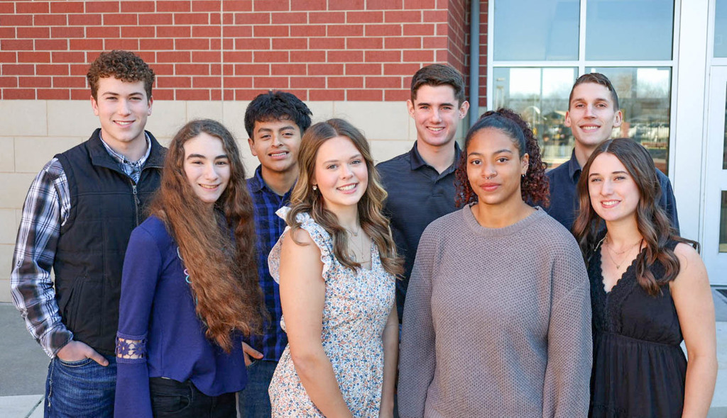 winter homecoming court