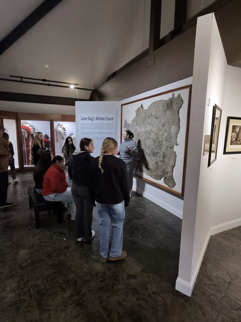 high school students on a social studies field trip