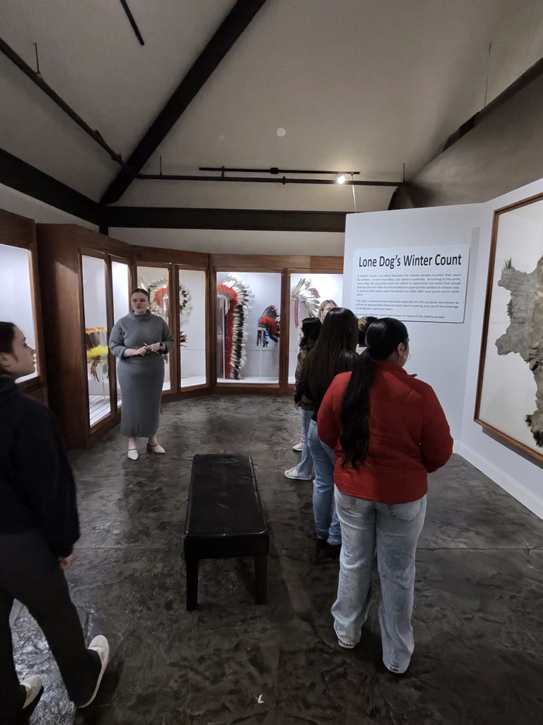 high school students on a social studies field trip