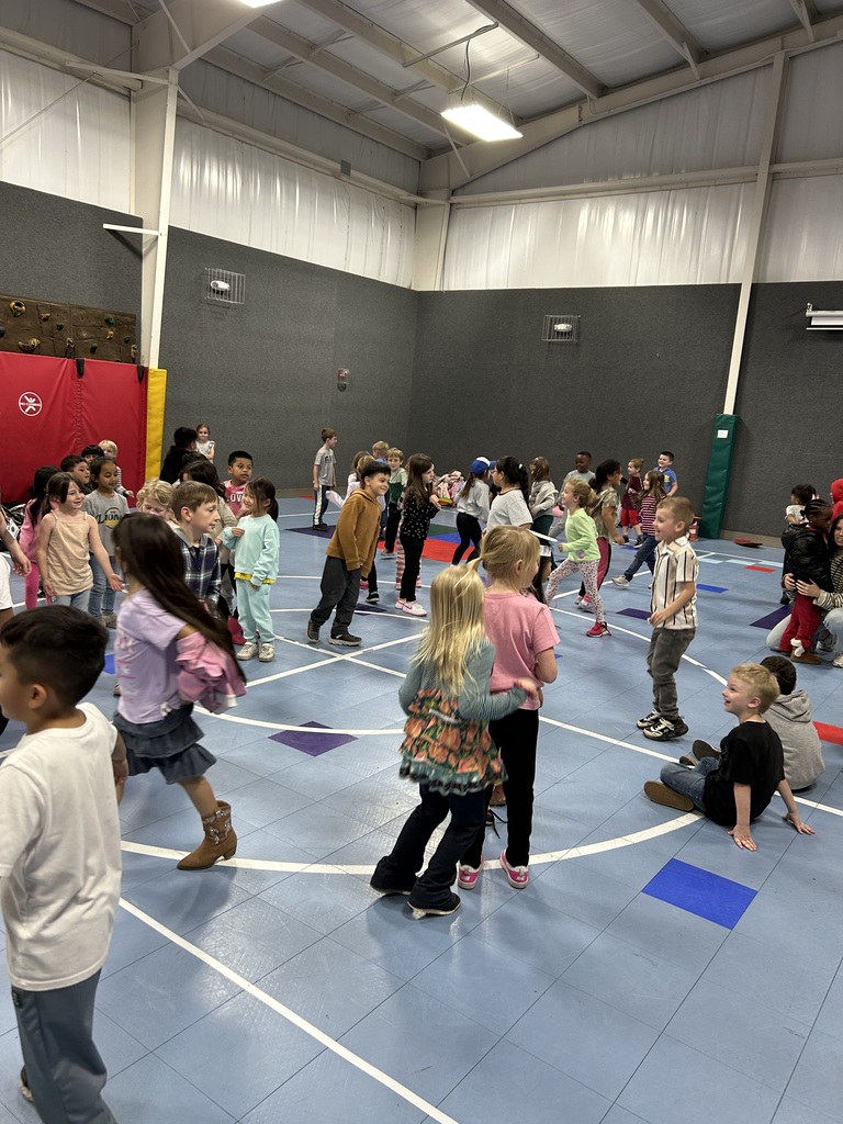 kindergarten dancing