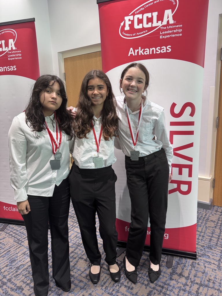 students winning silver