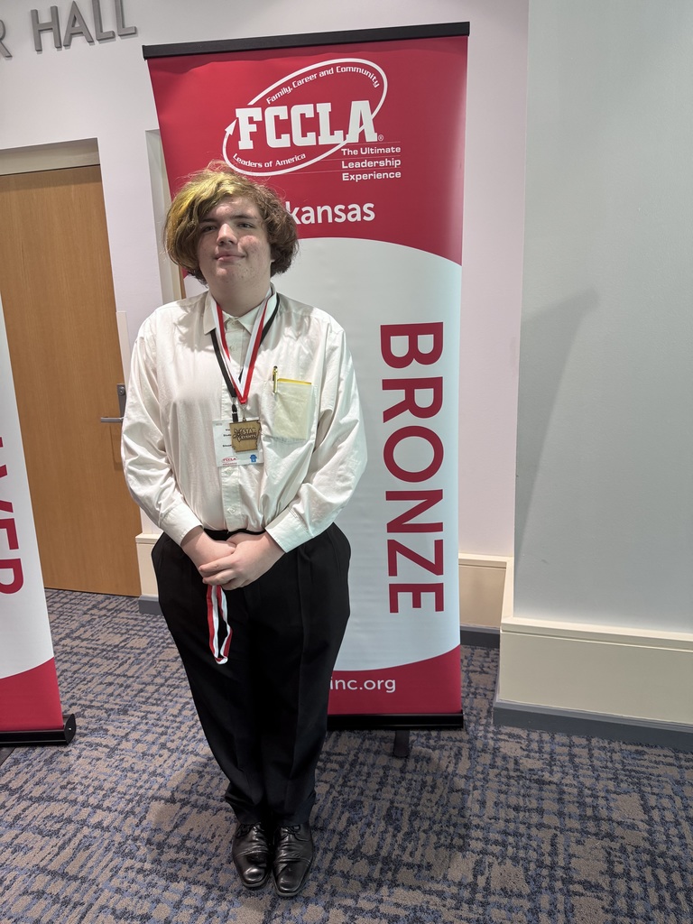 student winning bronze