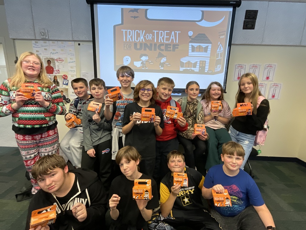 Builders Club students with UNICEF boxes