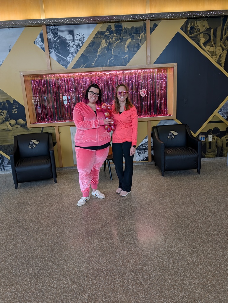 Ms. Laurenzi & Mrs. Racinowski